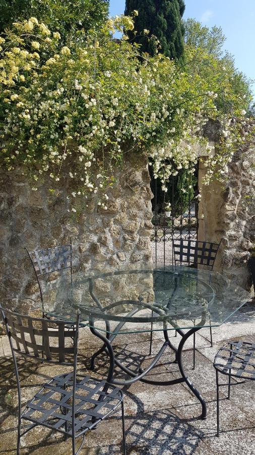 Moulin De Bonfilhon Bed & Breakfast Cornillon-Confoux Exterior photo